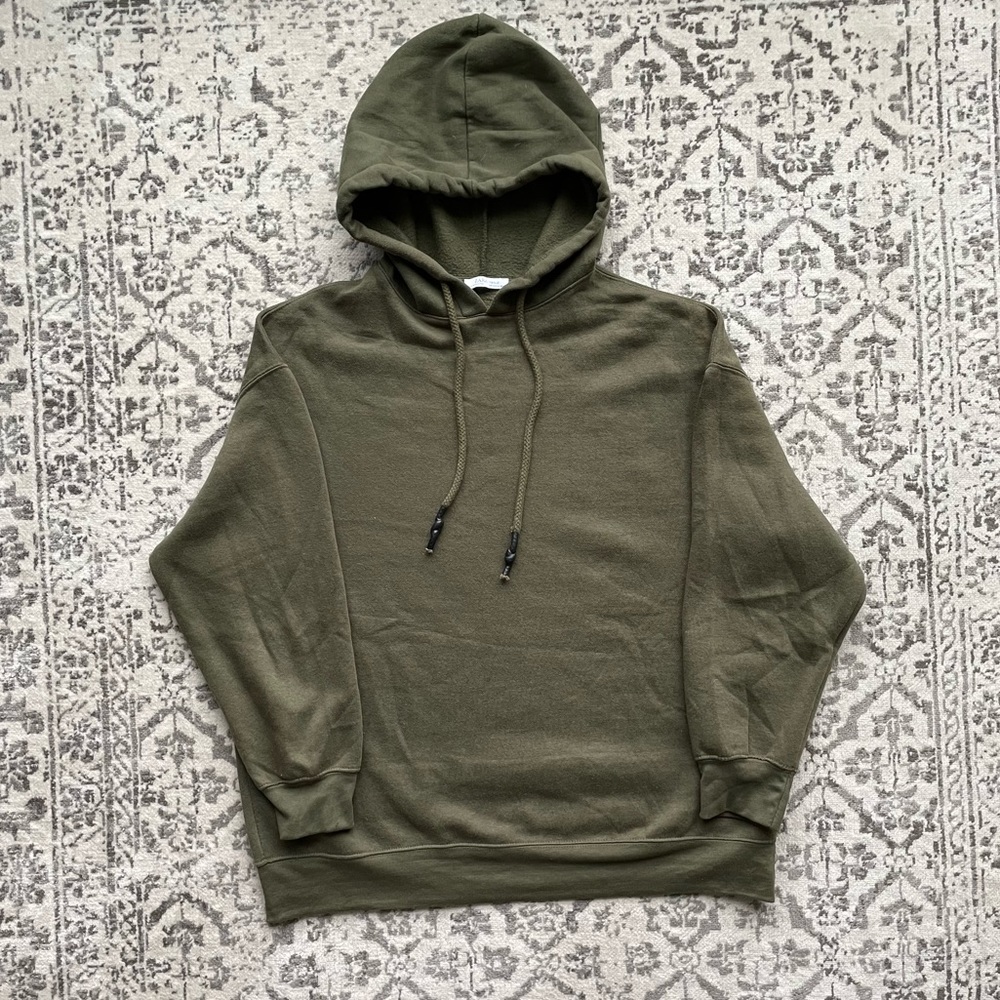 💚 ZARA Army Green Hoodie